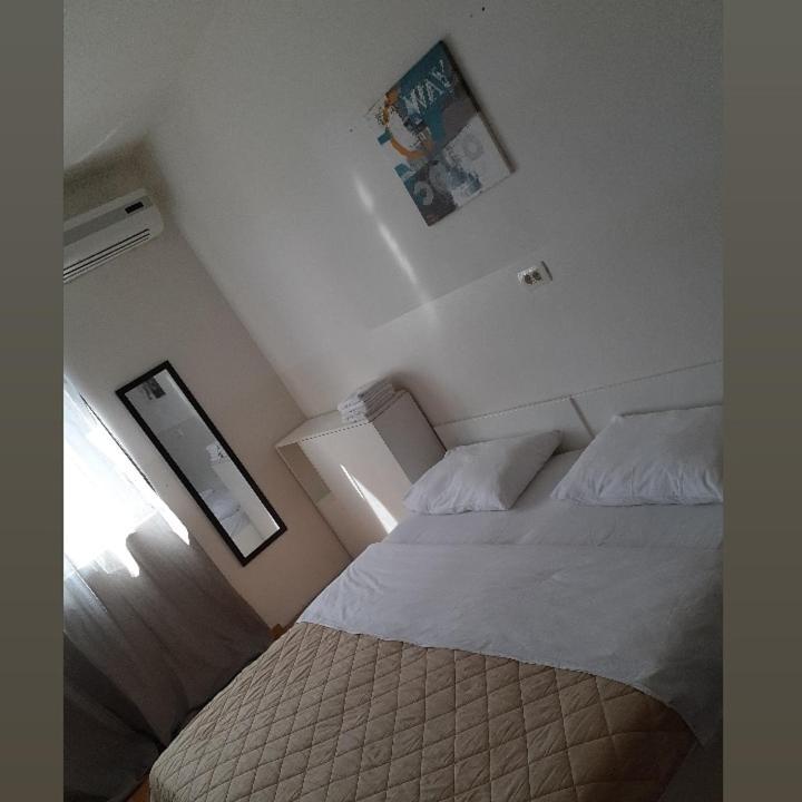 Apartment Megi モスタル エクステリア 写真